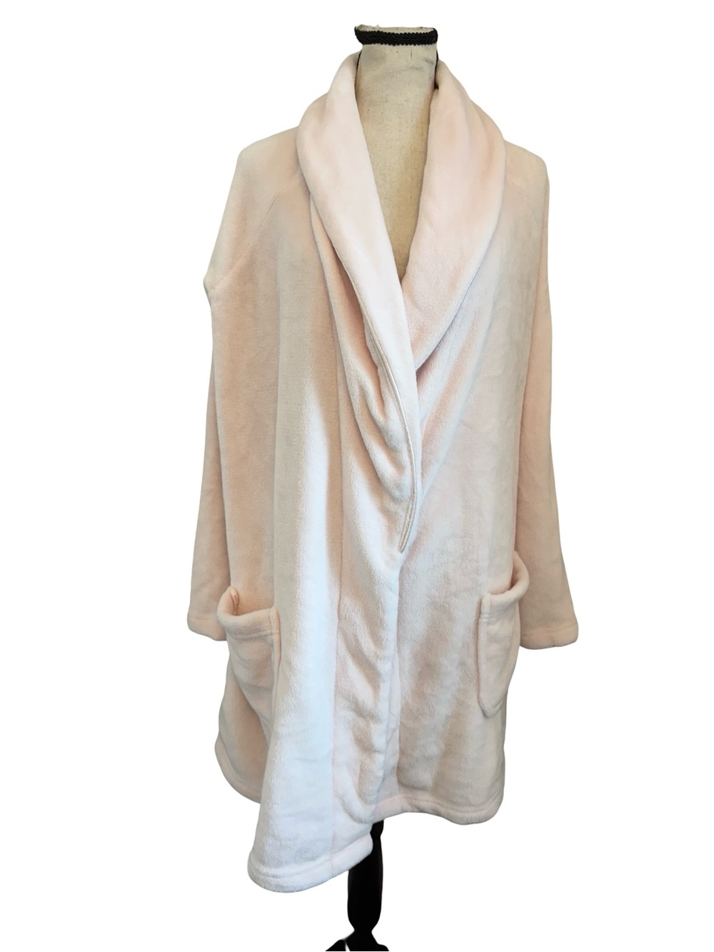 Victoria’s Secret Plush Fleece Robe Blush Pink Shawl Collar No Belt M/L Lounge
